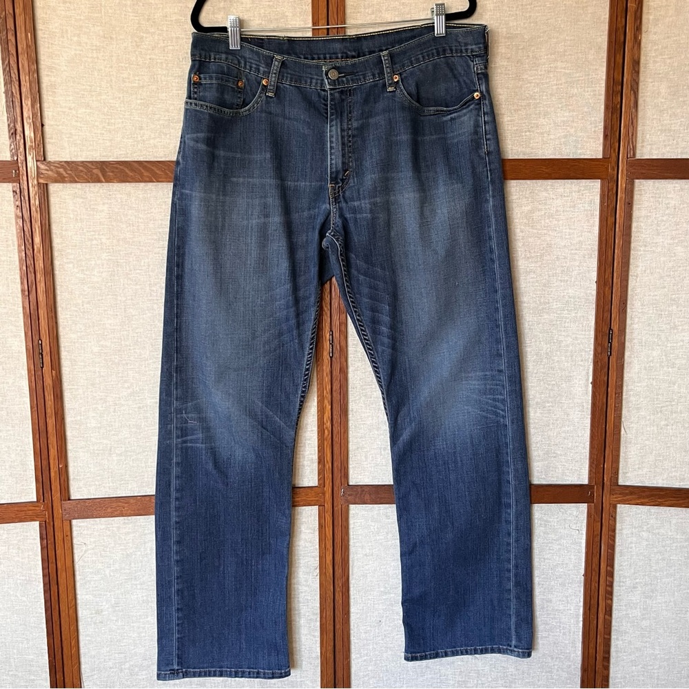 Levi’s 514 Straight Fit Medium Wash Men’s Jeans - 38”x34”